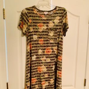Lularoe Carly dress